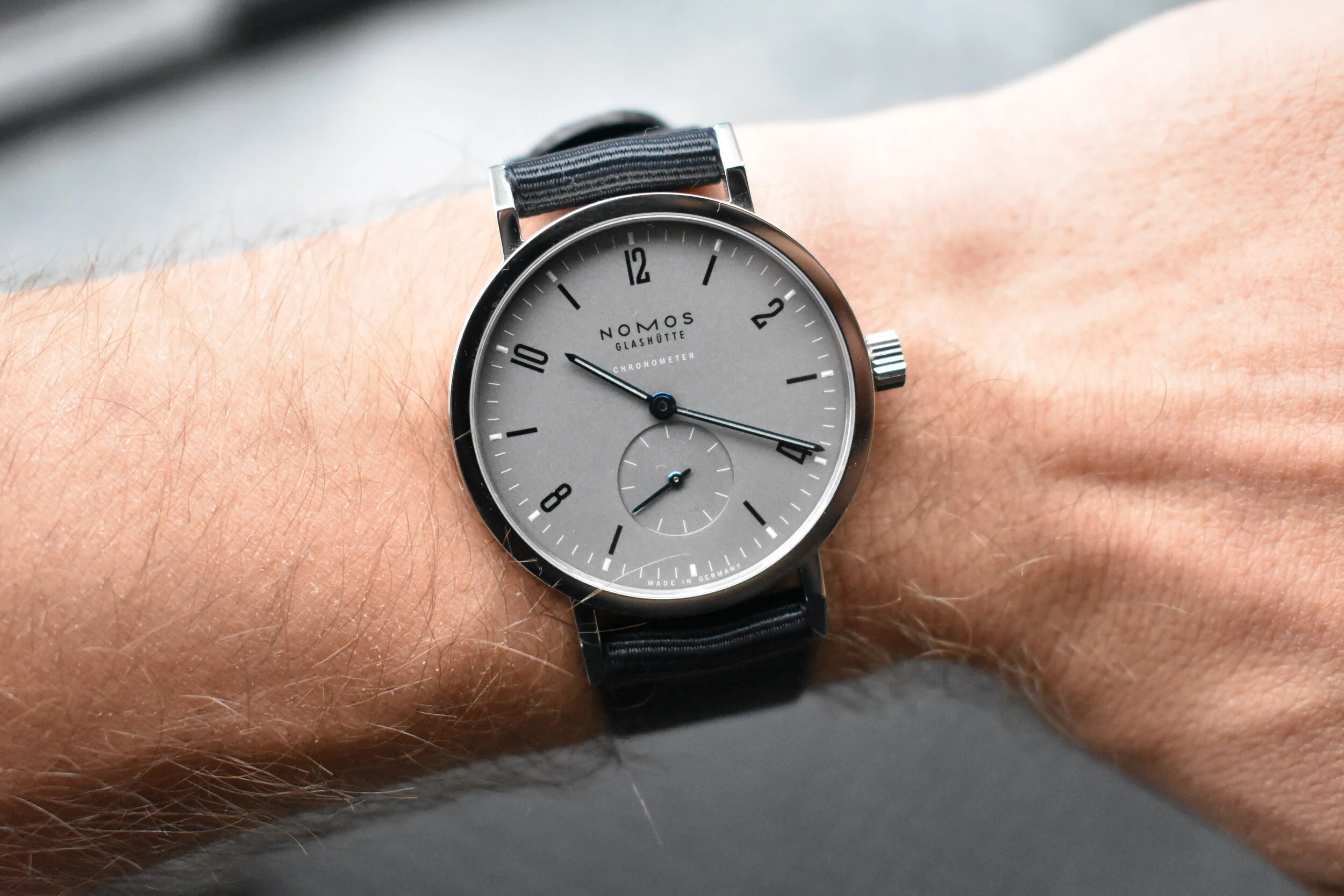 Nomos hodinkee hot sale
